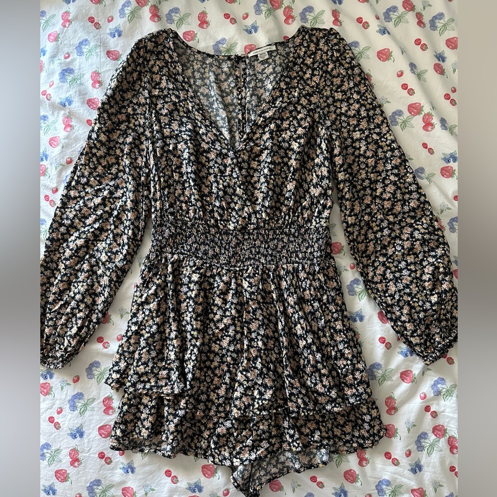 American Eagle floral romper